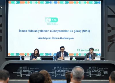 Fərid Qayıbov federasiya nümayəndələri ilə görüşdü