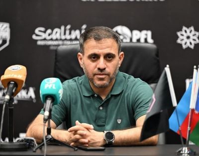 Ayxan Abbasovdan hakimlərə etiraz: “Ayıbdır”