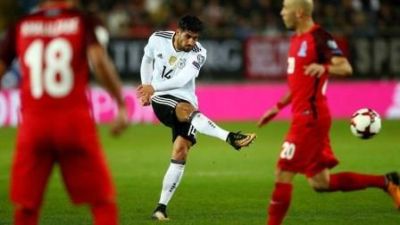 Türk əsilli almaniyalı futbolçu İtaliya perspektivindən danışdı