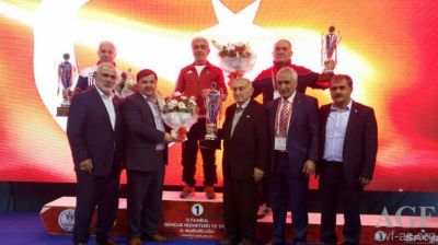 Güləşçilərimiz İstanbulda 3 medal qazandı