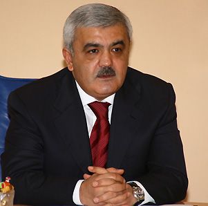 AFFA-nın prezidenti milli komandanı təbrik edib