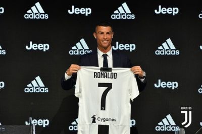 Kriştiano Ronaldo yenidən Mançesterdə?