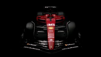 “Ferrari” yeni mövsüm üçün avtomobilini təqdim etdi