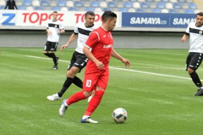 Sezar Meza Kolli: “Hələ heç bir klubla razılaşmamışam”